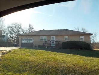 434 Se 150 Road, Warrensburg, MO, 64093
