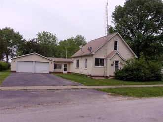 219 Frederick St, Nokomis, IL, 62075