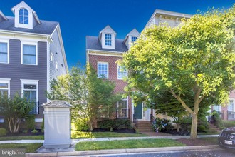 Islington St, Frederick, MD, 21704