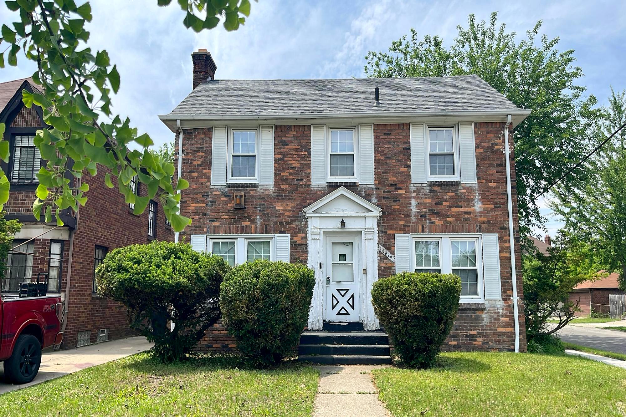 Main image