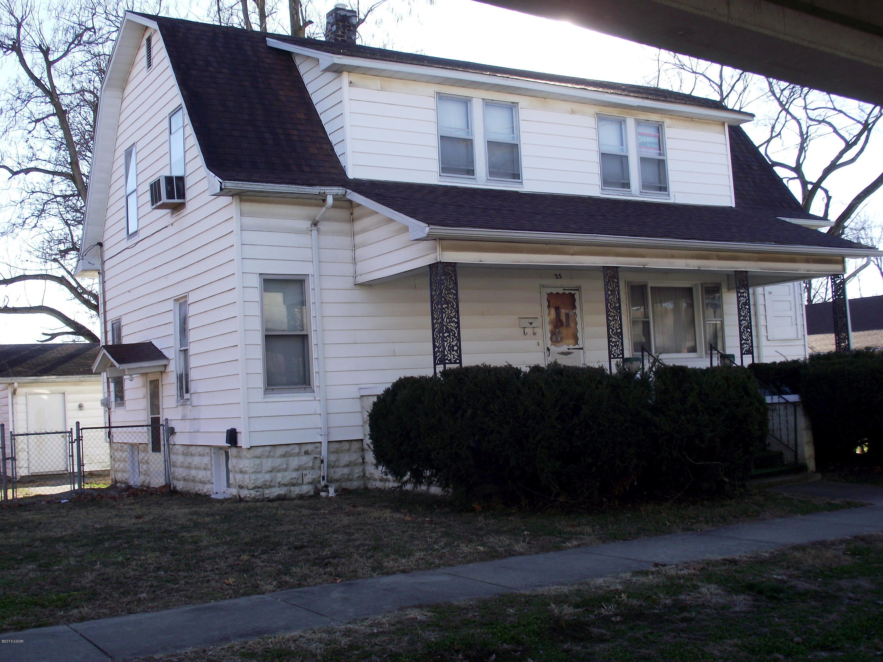 Main image