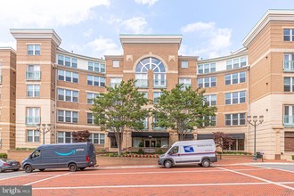 12000 Market St Apt 107, Reston, VA, 20190
