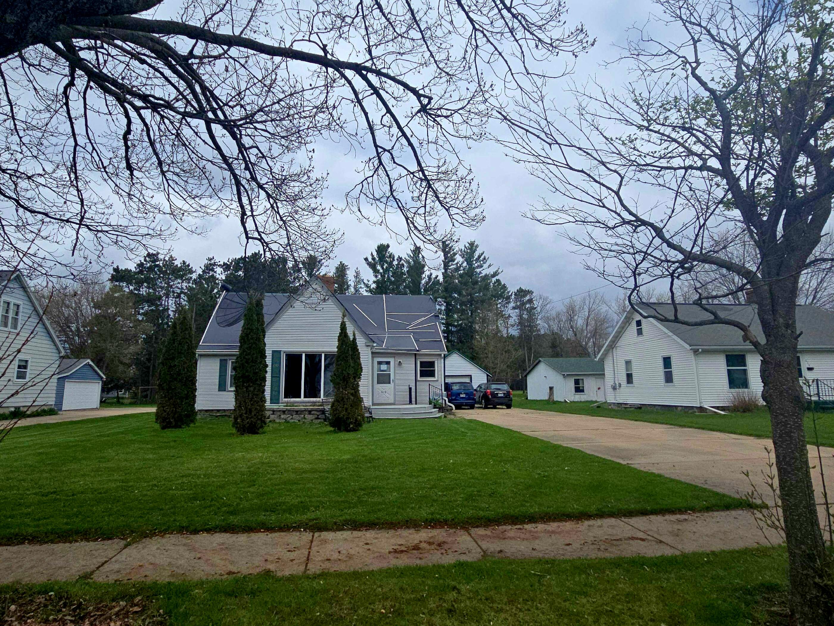 Main image