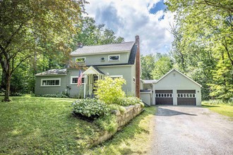 27 High St, Antrim, NH, 03440