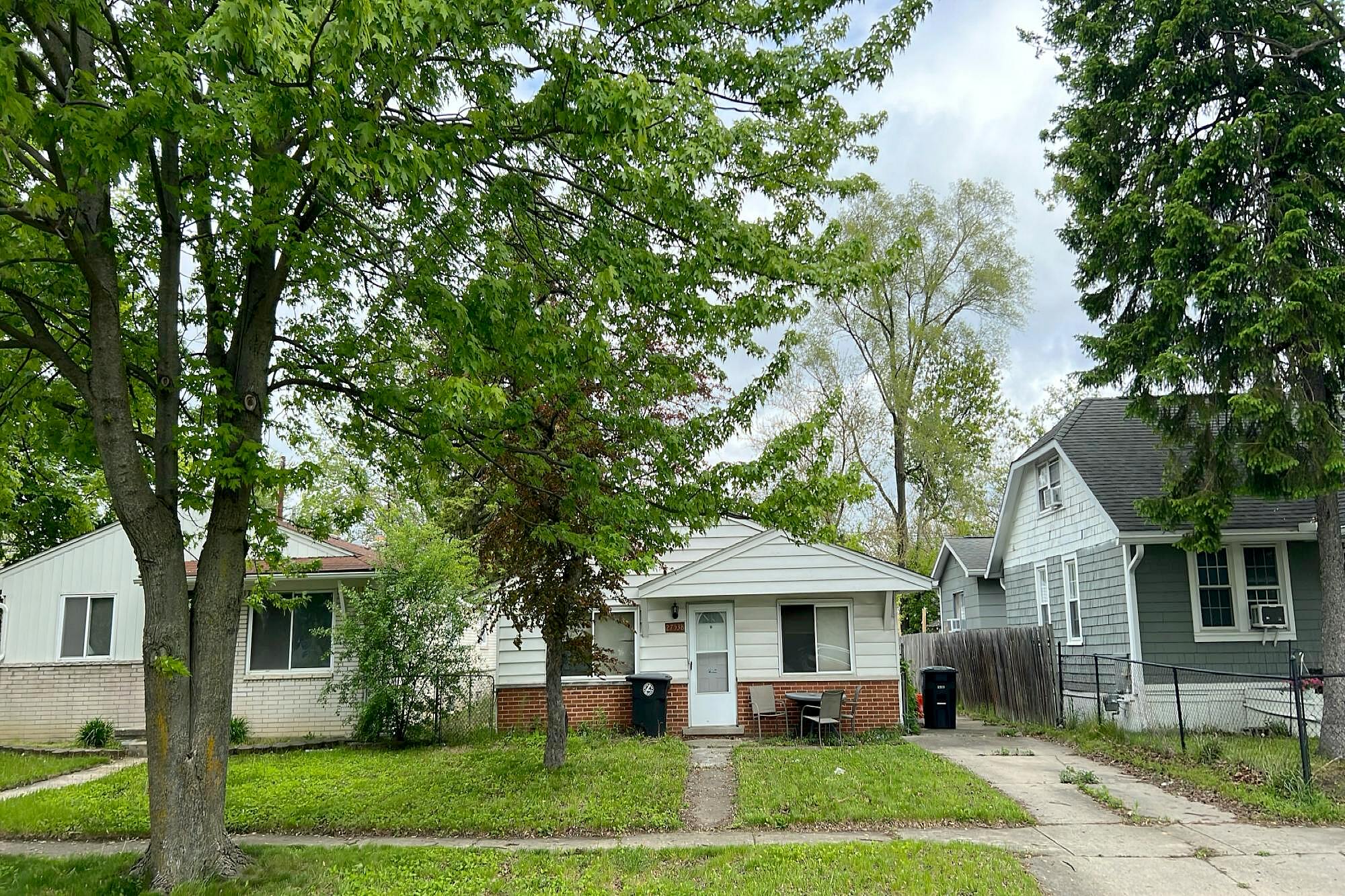 Main image