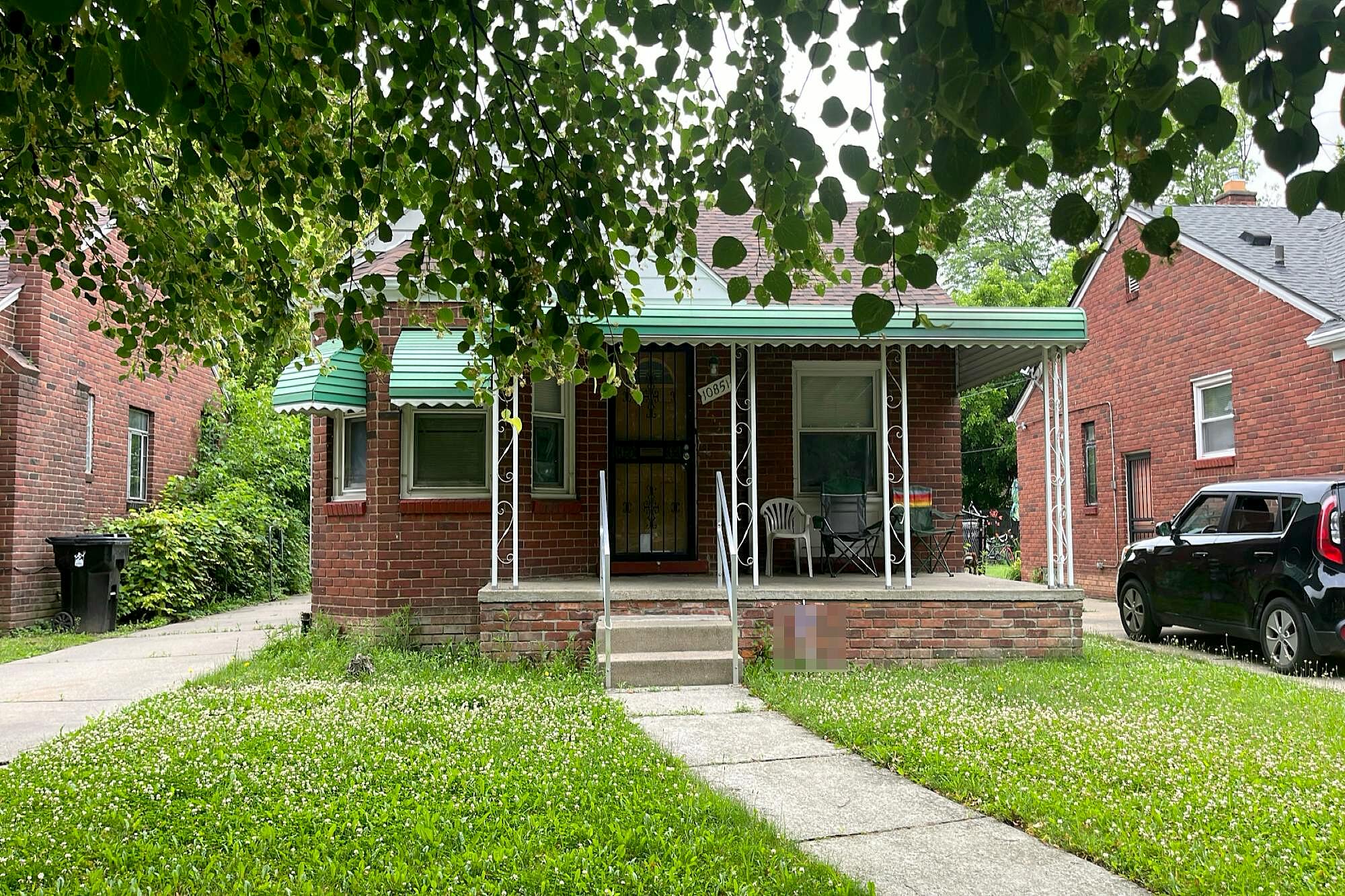 Main image