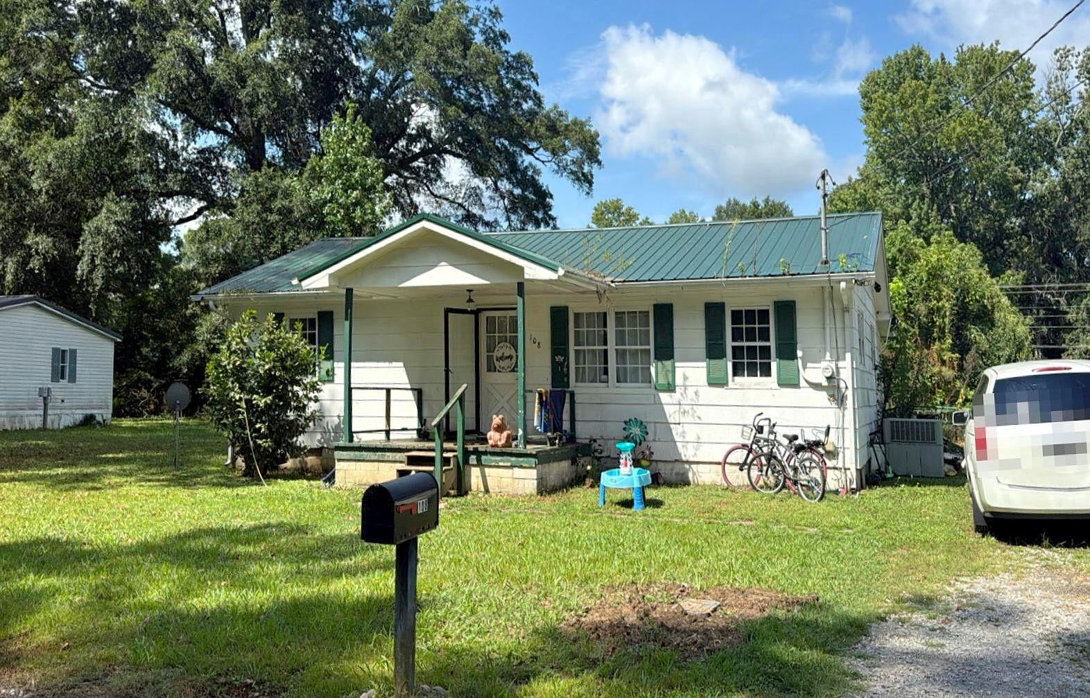 Main image