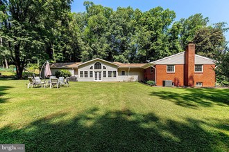 5233 Lee Hwy, Warrenton, VA, 20187