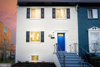 Hayes St Ne, Washington, DC, 20019