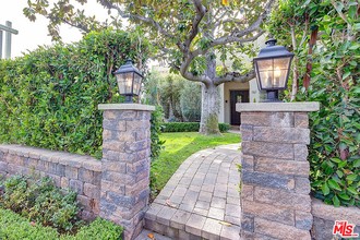 161 S Citrus Ave, Los Angeles, CA, 90036