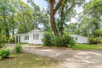 495 Hampton St, Walterboro, SC, 29488