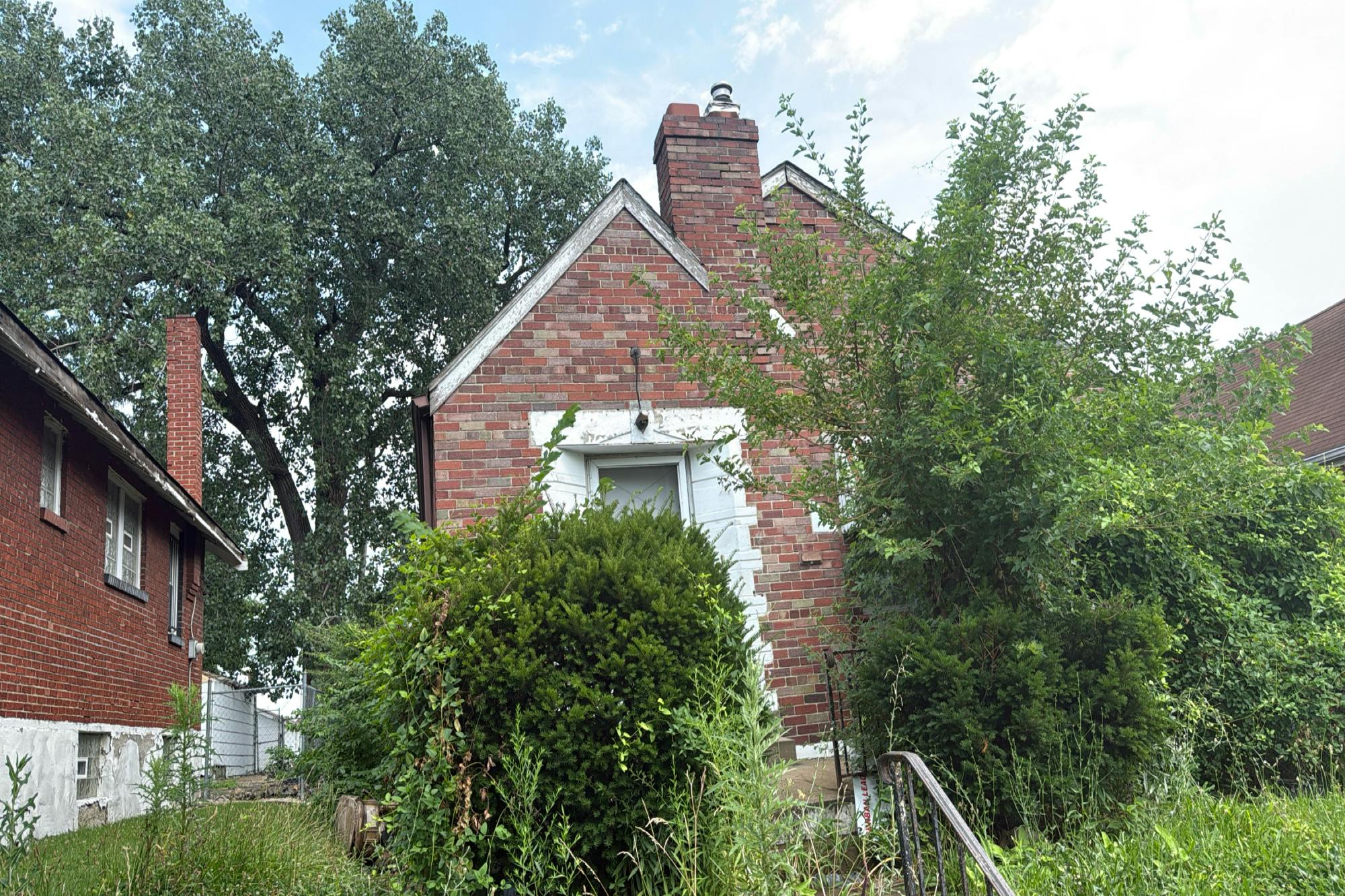 Main image