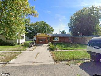 914 3rd Ave Nw, Jamestown, ND, 58401