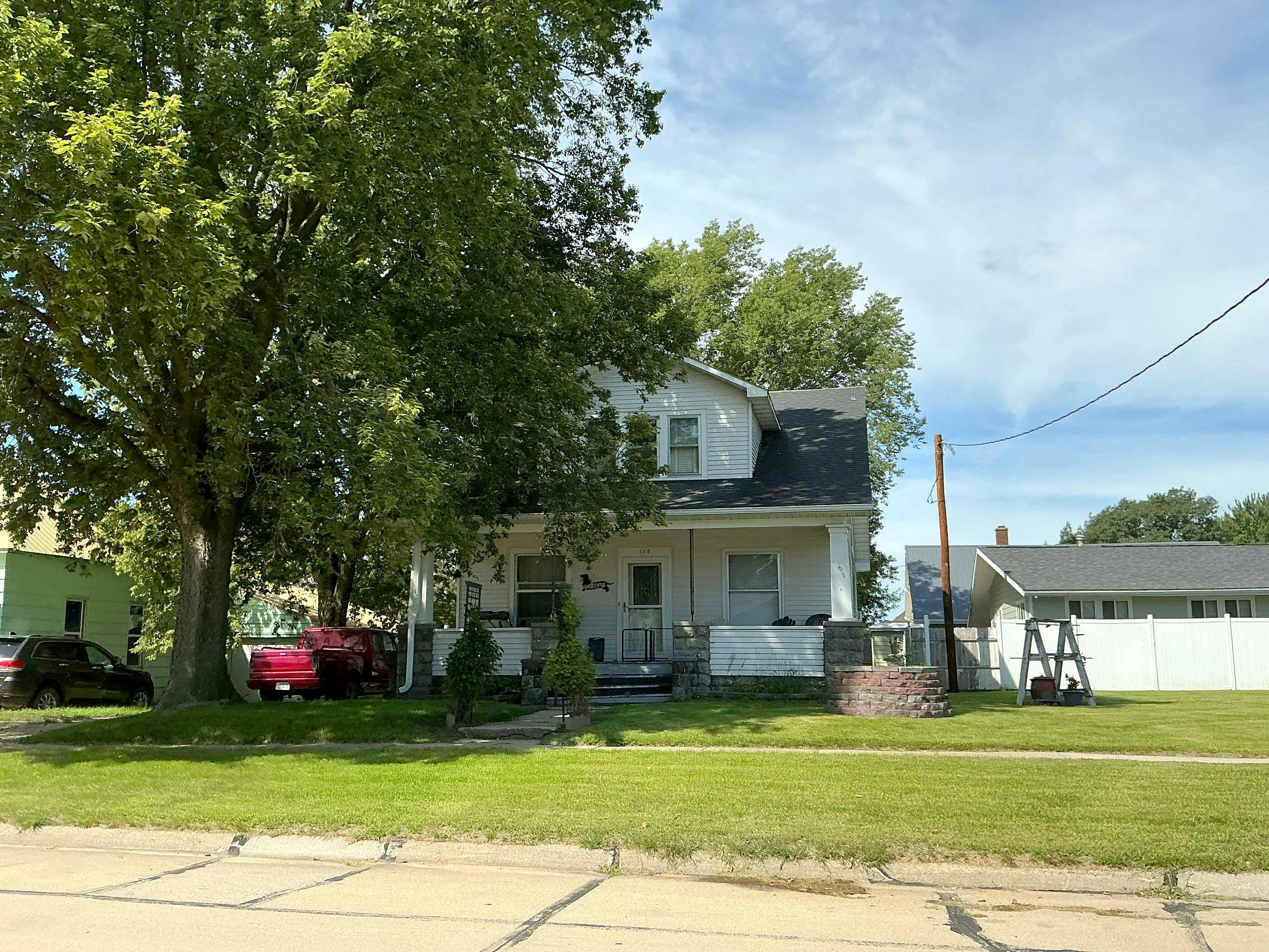 Main image