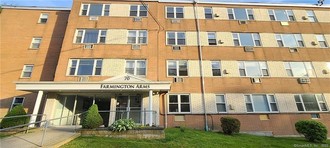 70 Farmington Ave Unit 2d, New London, CT, 06320