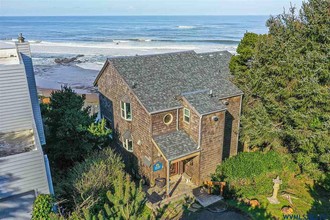 2325 Sw Bard Loop, Lincoln City, OR, 97367