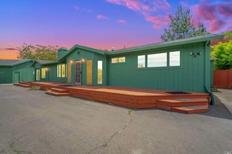 12500 Sutton St, Petaluma, CA, 94952