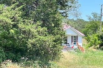 N Main St, Melbourne, AR, 72556