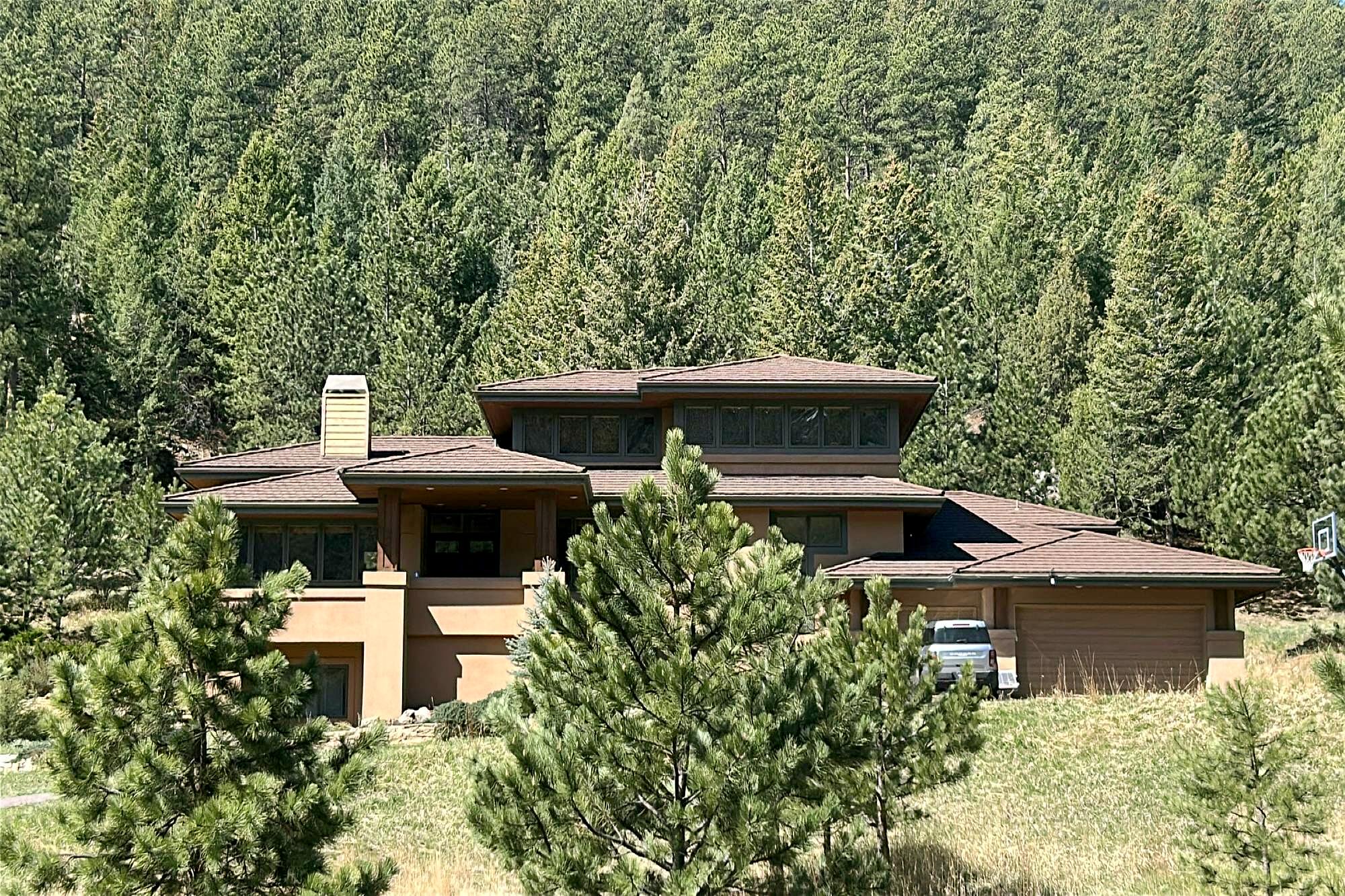 Main image