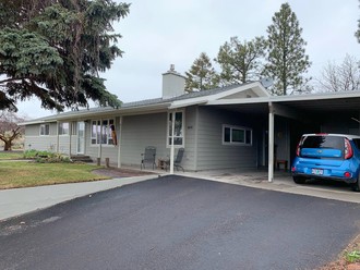 1890 Hines Blvd, Hines, OR, 97738