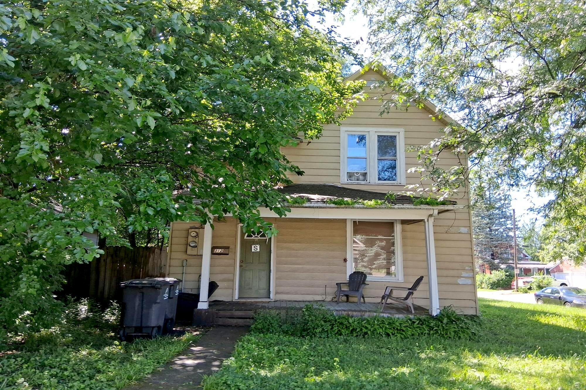 Main image