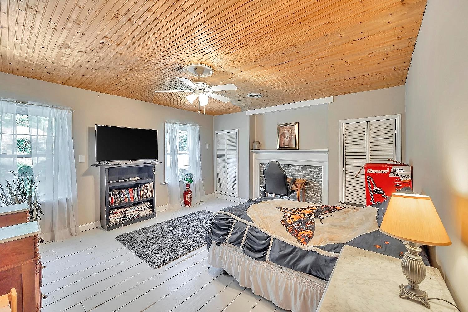 Main image