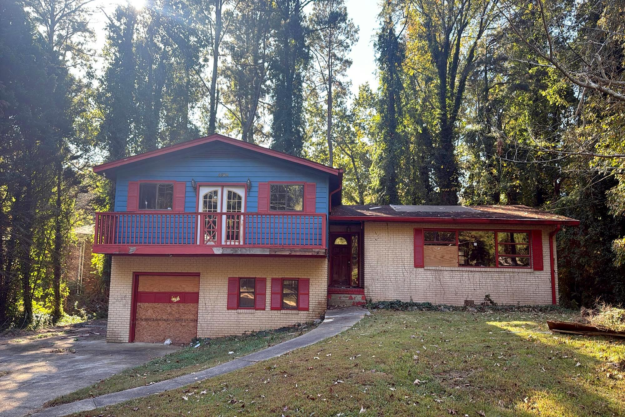 Main image