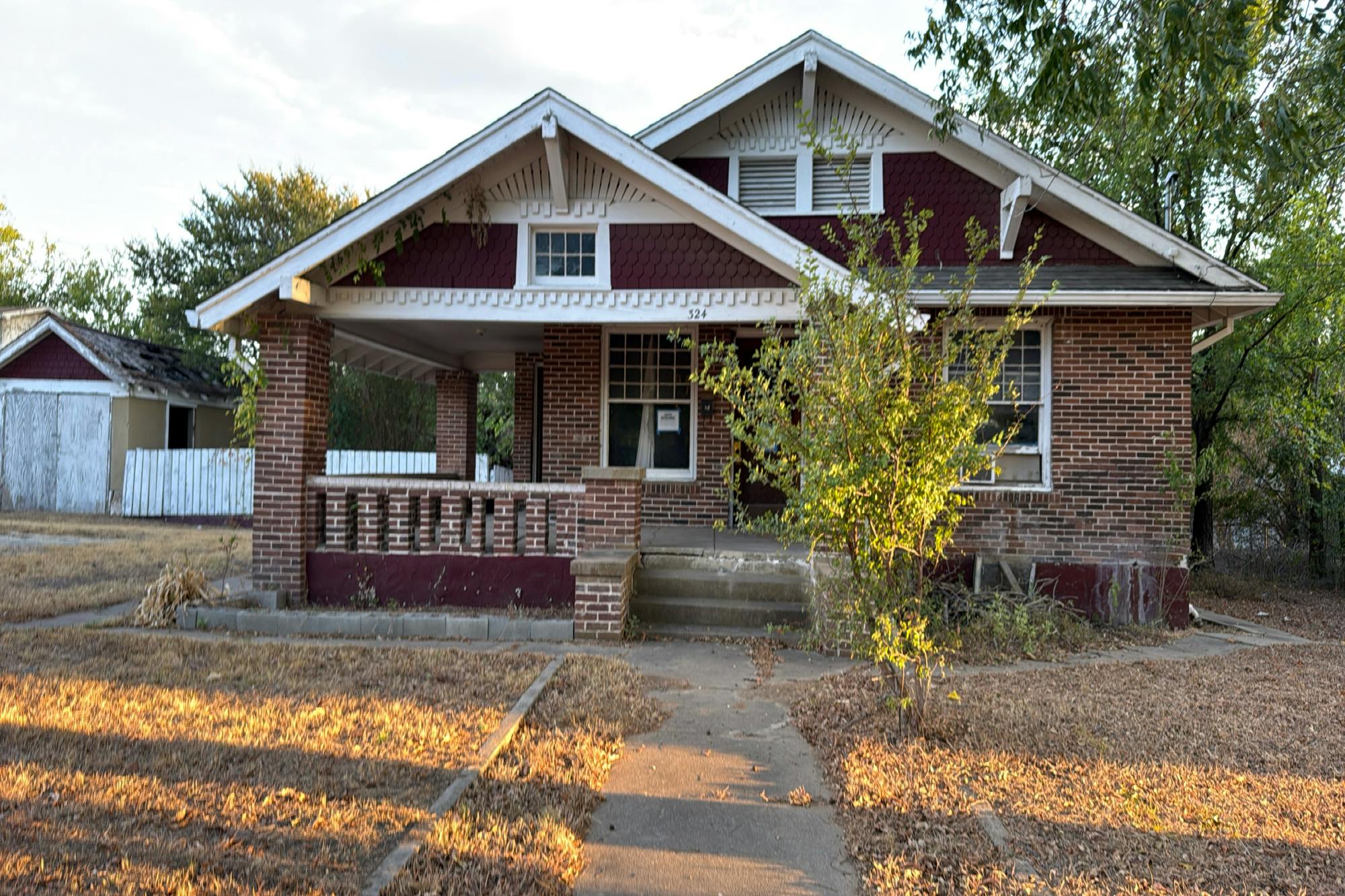 Main image
