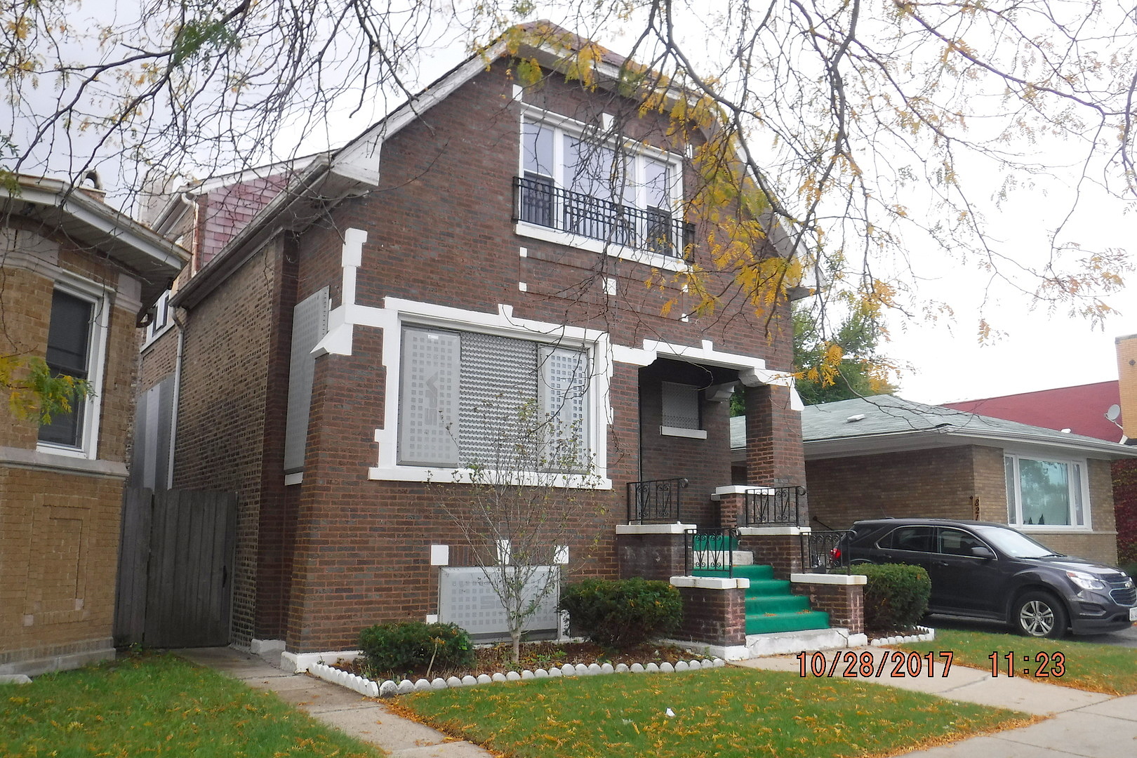 Main image