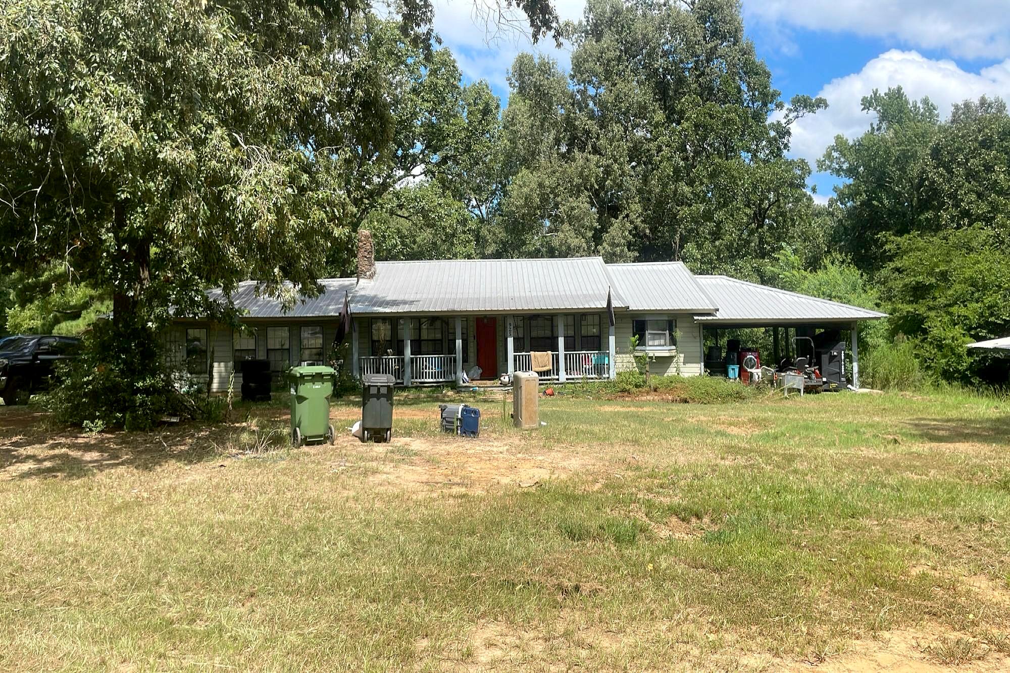 Main image
