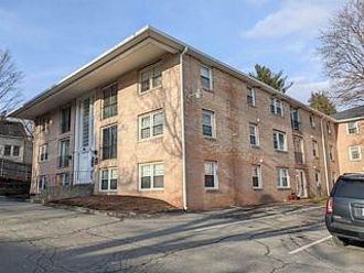 East Broadway Street, Derry, NH, 03038