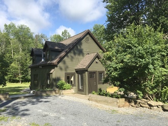 8 Old Town Rd, Winhall, VT, 05340