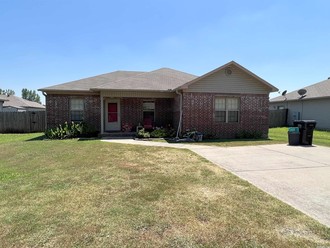 531 Brewer St, Ward, AR, 72176