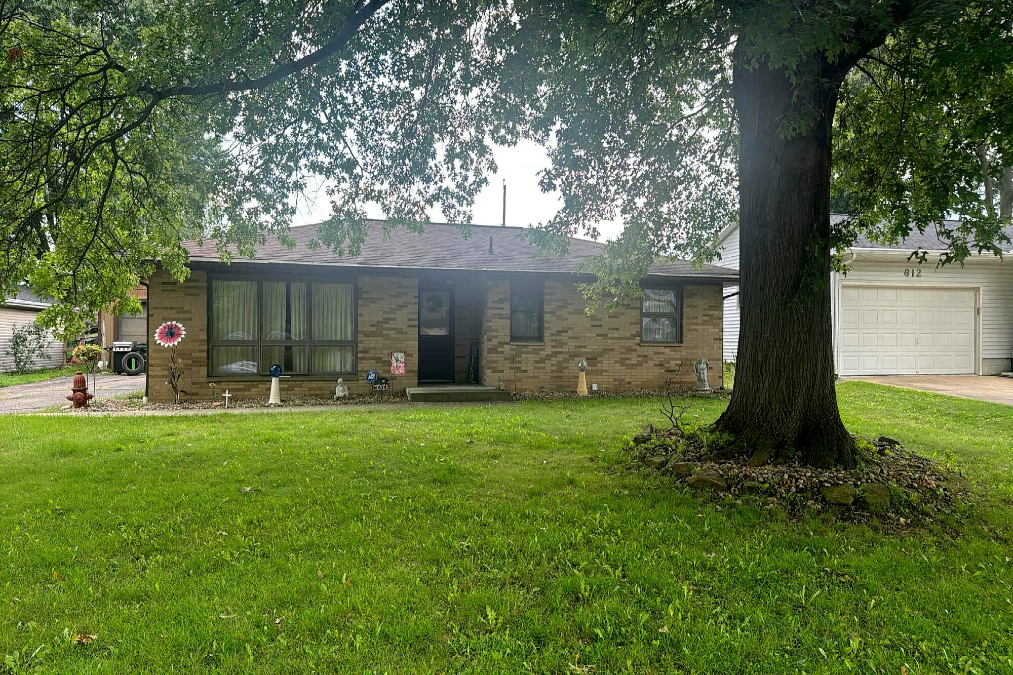 Main image