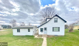 403 West St, Grinnell, IA, 50112