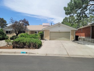 7013 Las Vegas Ave Ne, Albuquerque, NM, 87110