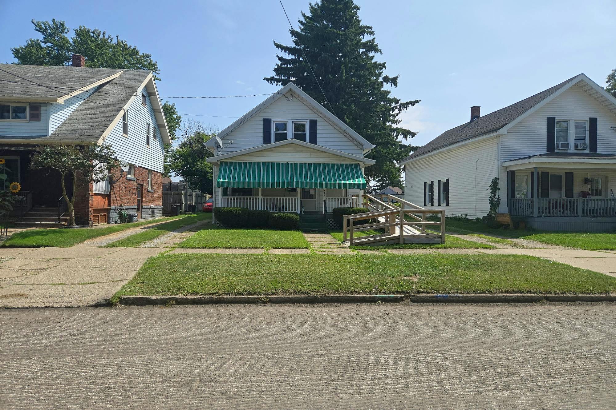 Main image