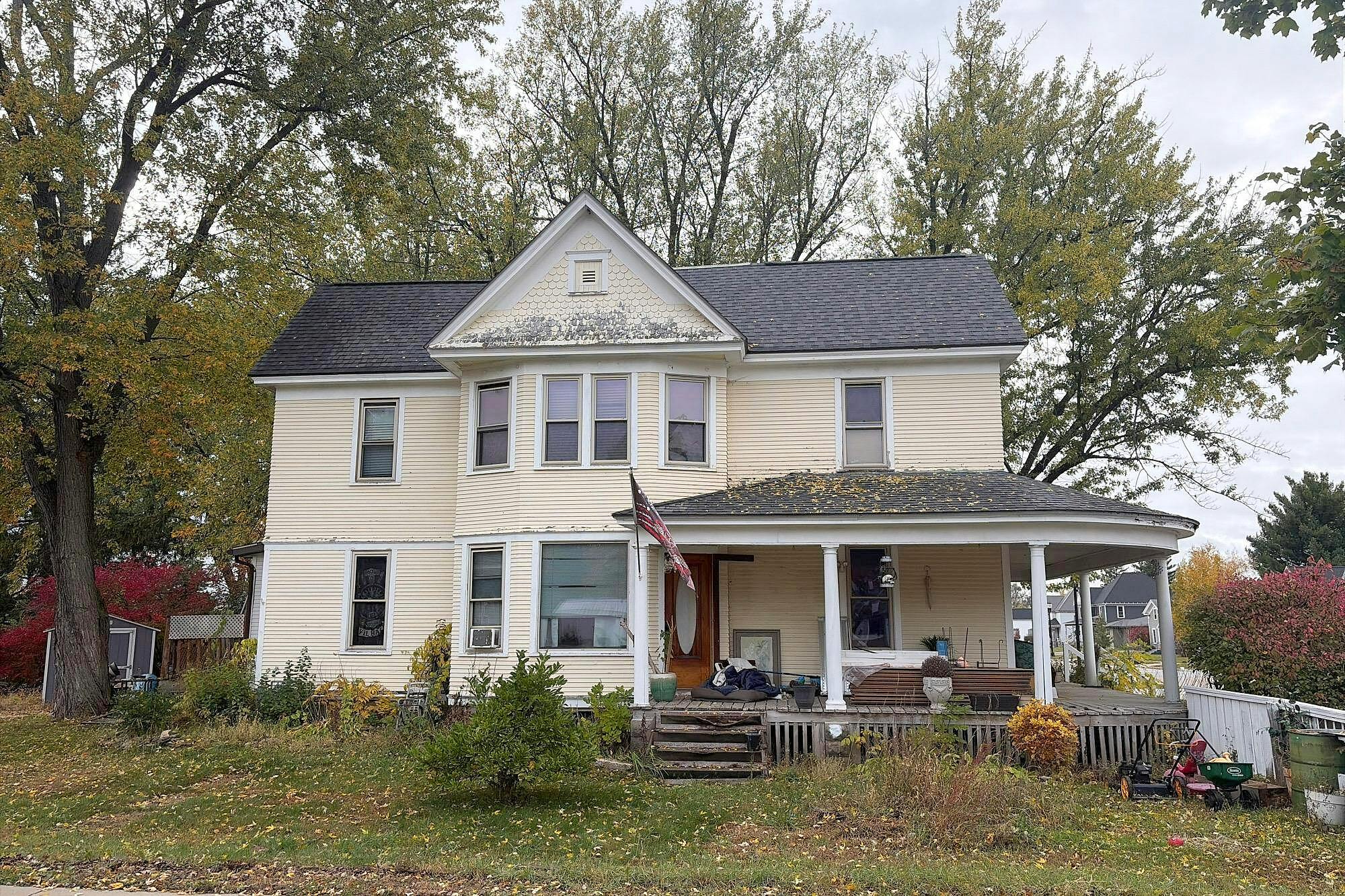 Main image