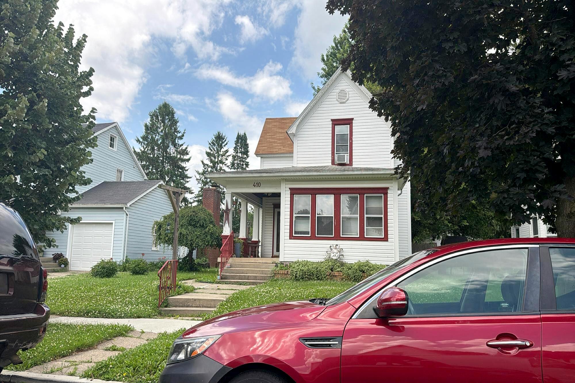 Main image