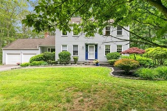 Copperfield Dr, Madison, CT, 06443