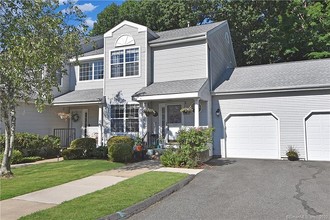 404 The Mews 404, Rocky Hill, CT, 06067