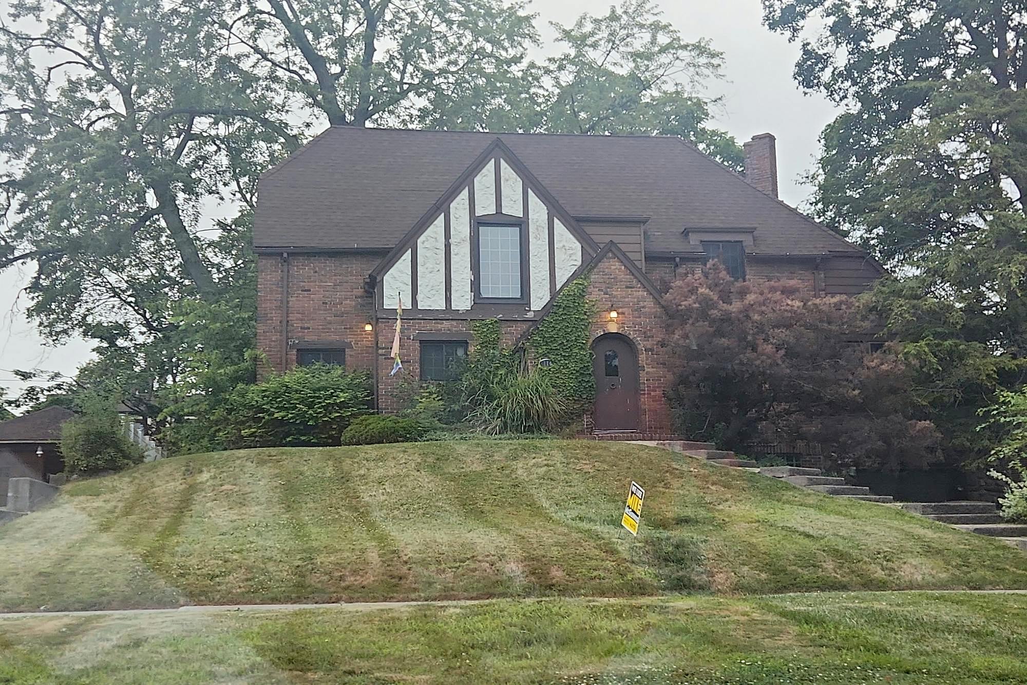 Main image