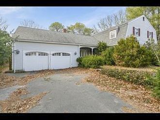 Robbins St, Osterville, MA, 02655