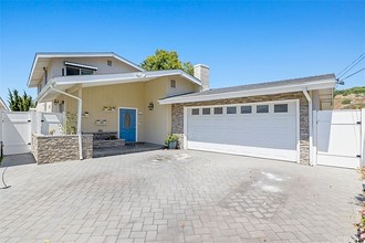 Greve Dr, Rancho Palos Verdes, CA, 90275