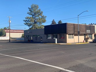379 397 N Broadway Ave, Burns, OR, 97720
