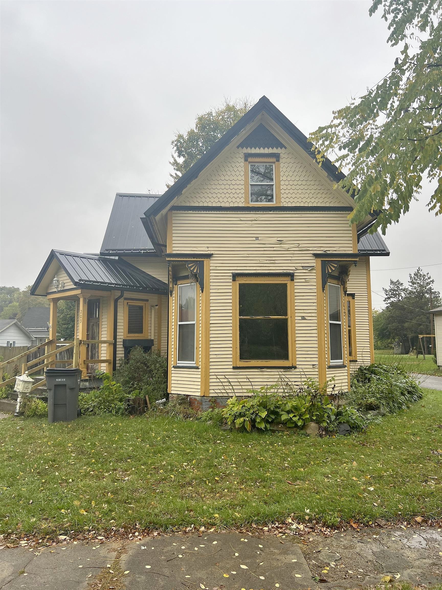 Main image