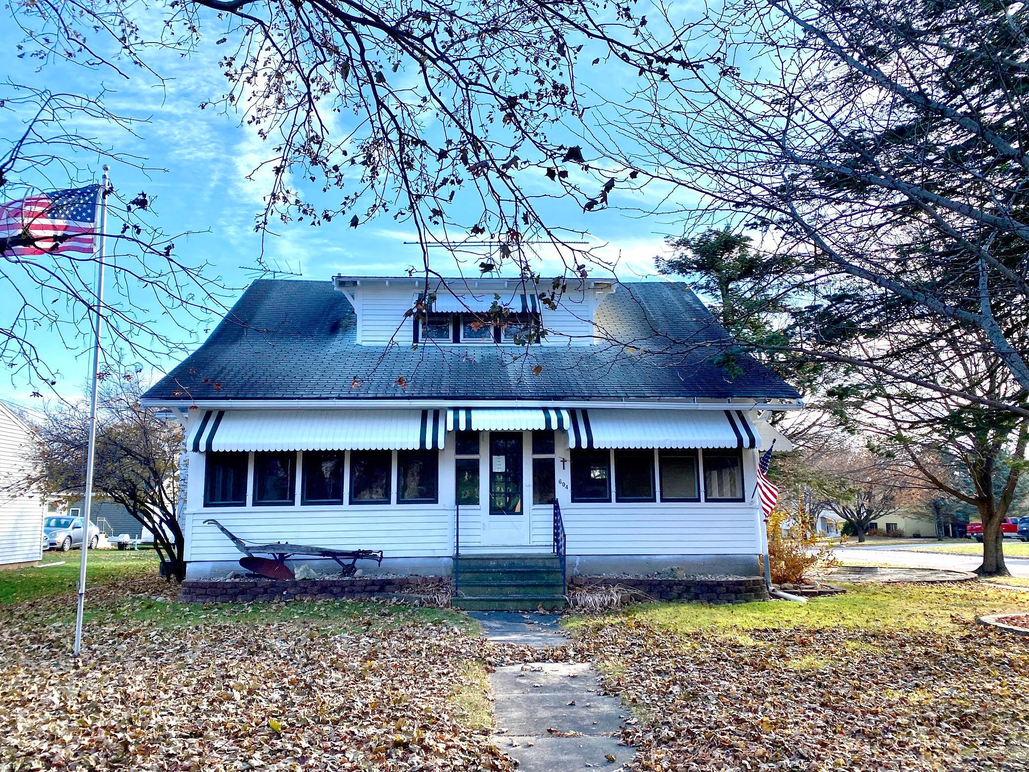 Main image