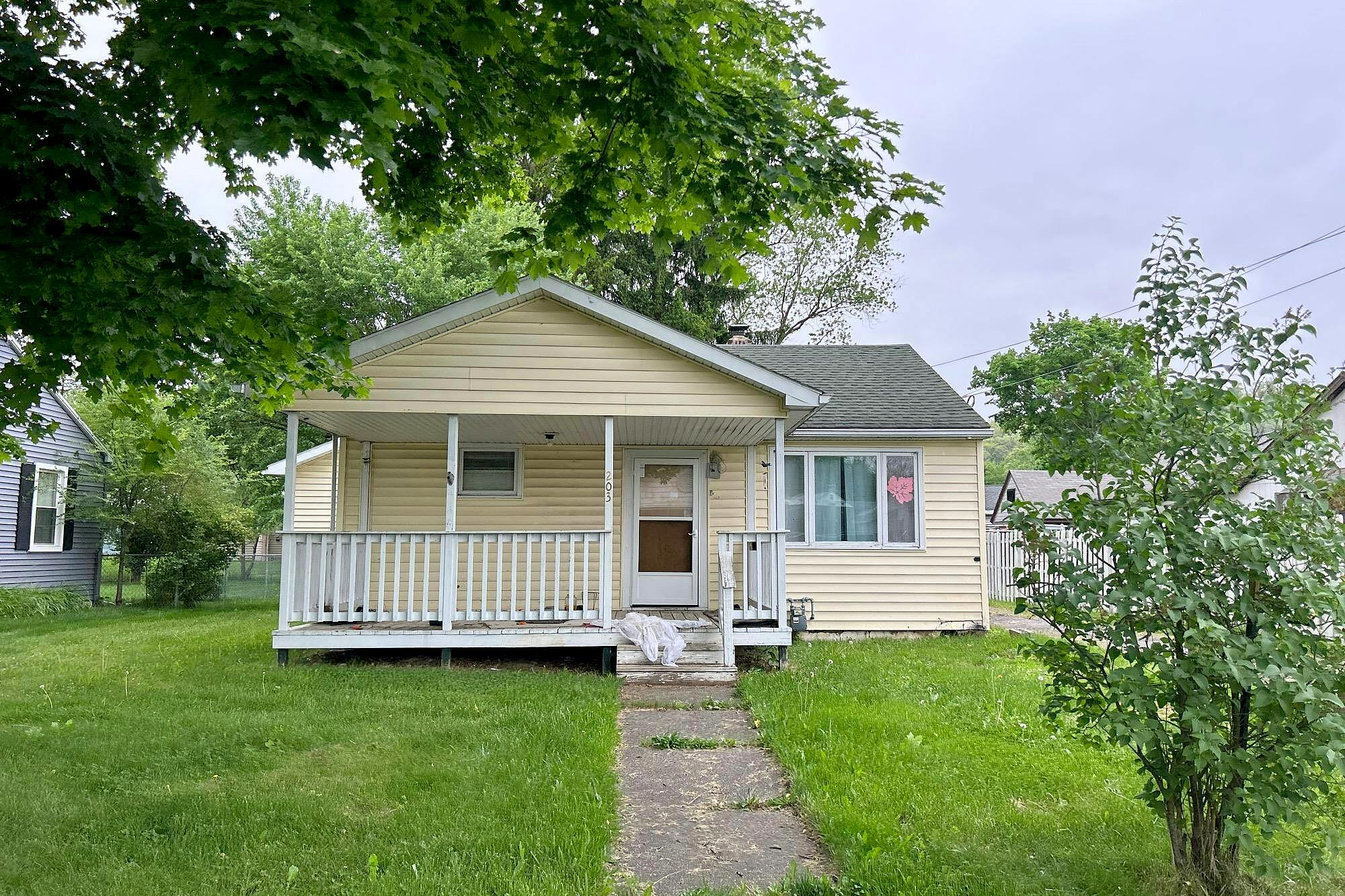 Main image