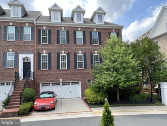 Sutherland Pl, Fairfax, VA, 22030