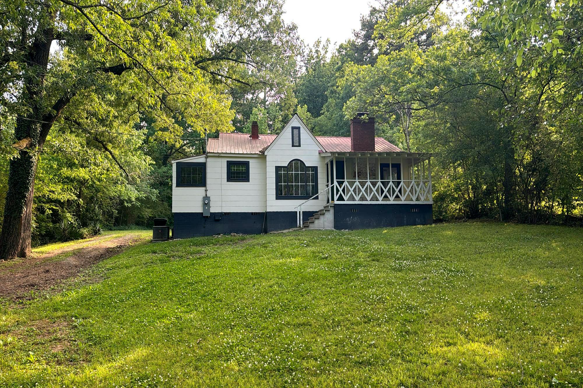 Main image